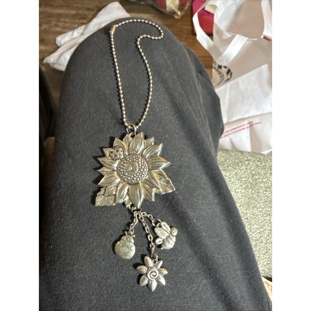 GANZ SUNFLOWER Car Charm With Chain For  Rear View Mirror Silver tone Flower
